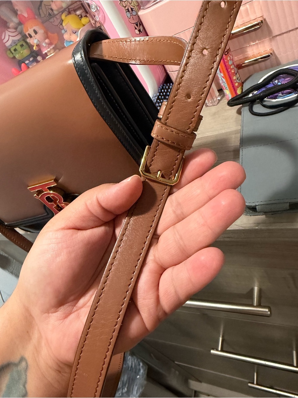 Burberry Brown Leather Shoulder Bag with Black Trim and Red TB Monogram - Picture 3 of 13